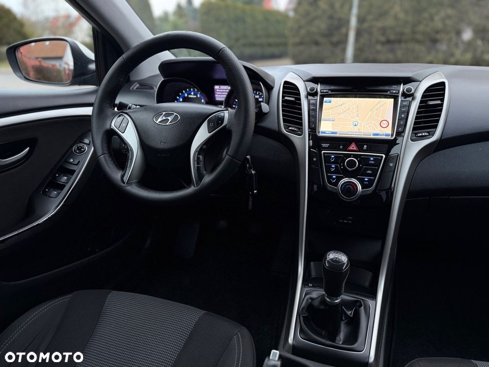 Hyundai i30 1.4 Comfort EU5 - 20