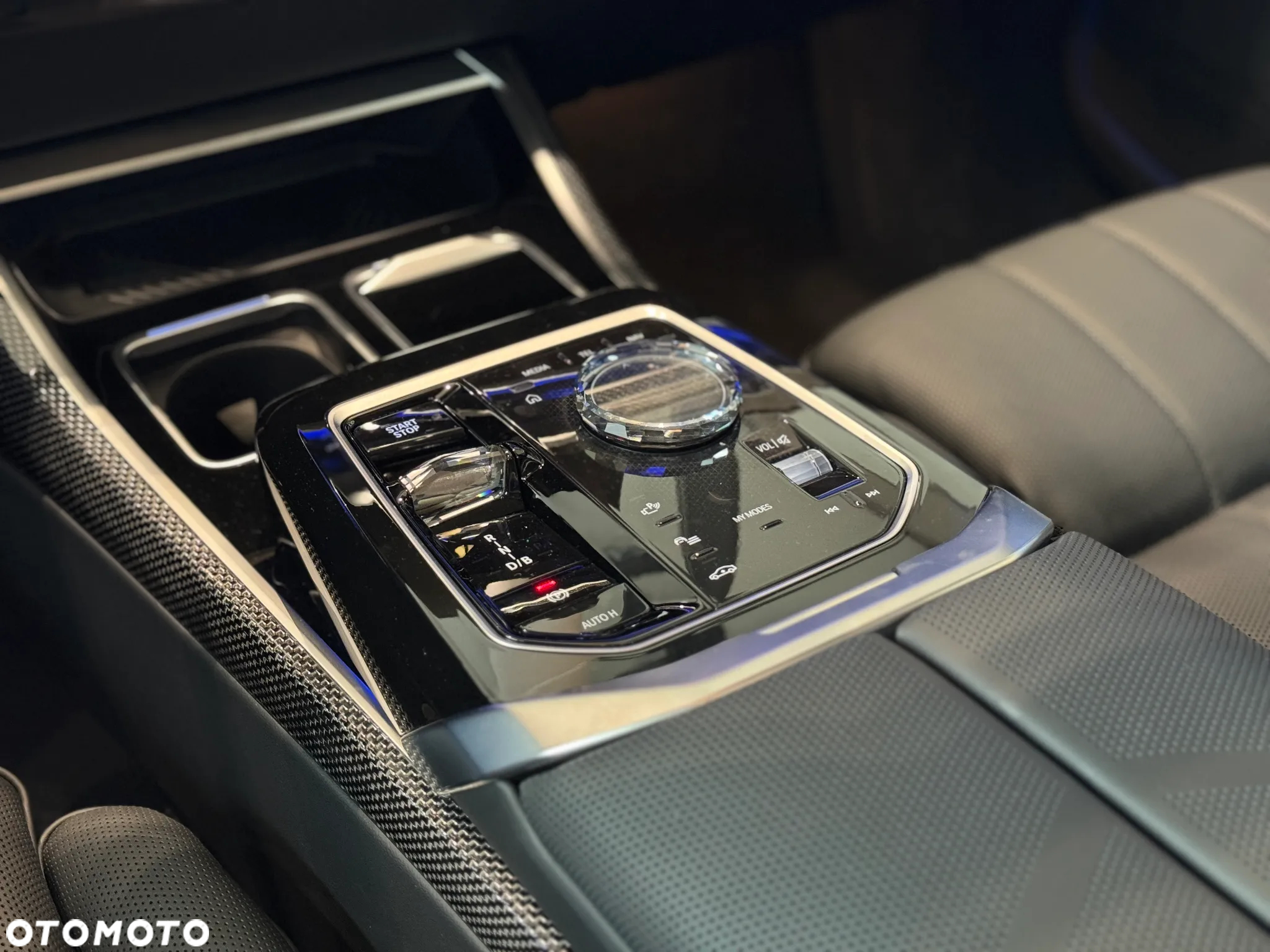 BMW i7 xDrive60 - 27