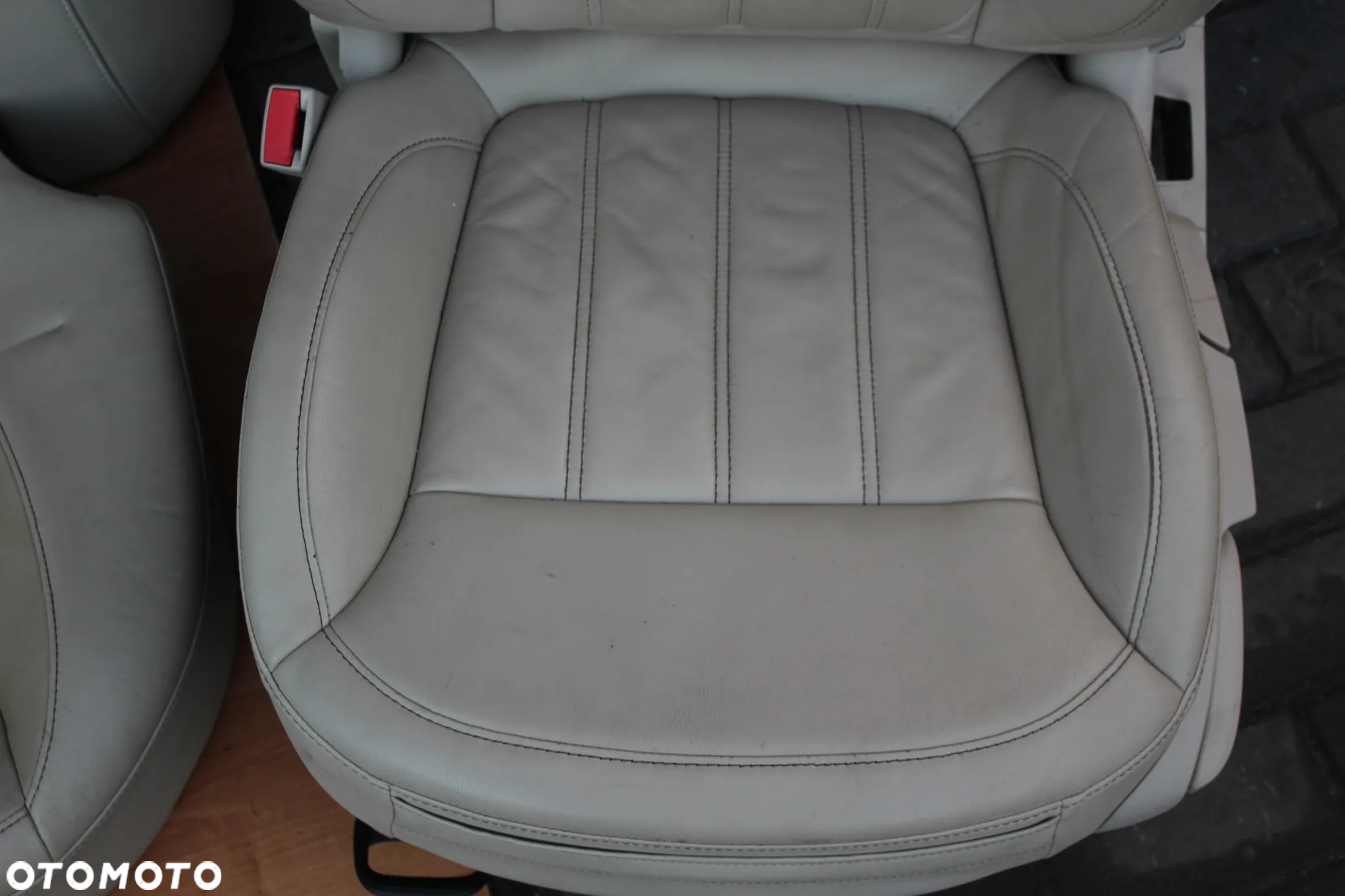 FOTELE KANAPA BOCZKI JASNE ŻÓŁTE SKÓRA GRZANE OPEL INSIGNIA A HATCHBACK SEDAN KOMBI - 4