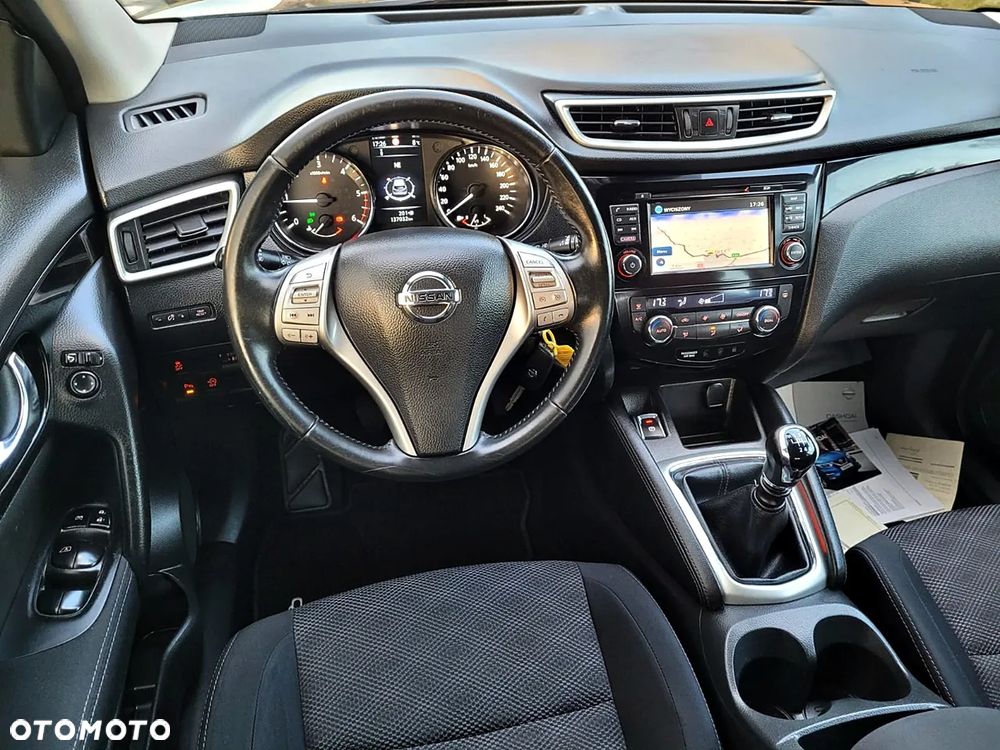 Nissan Qashqai 1.5 dCi Tekna - 10