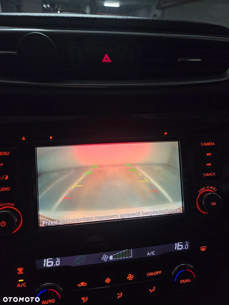Nissan Qashqai 1.3 DIG-T Acenta EU6d - 17