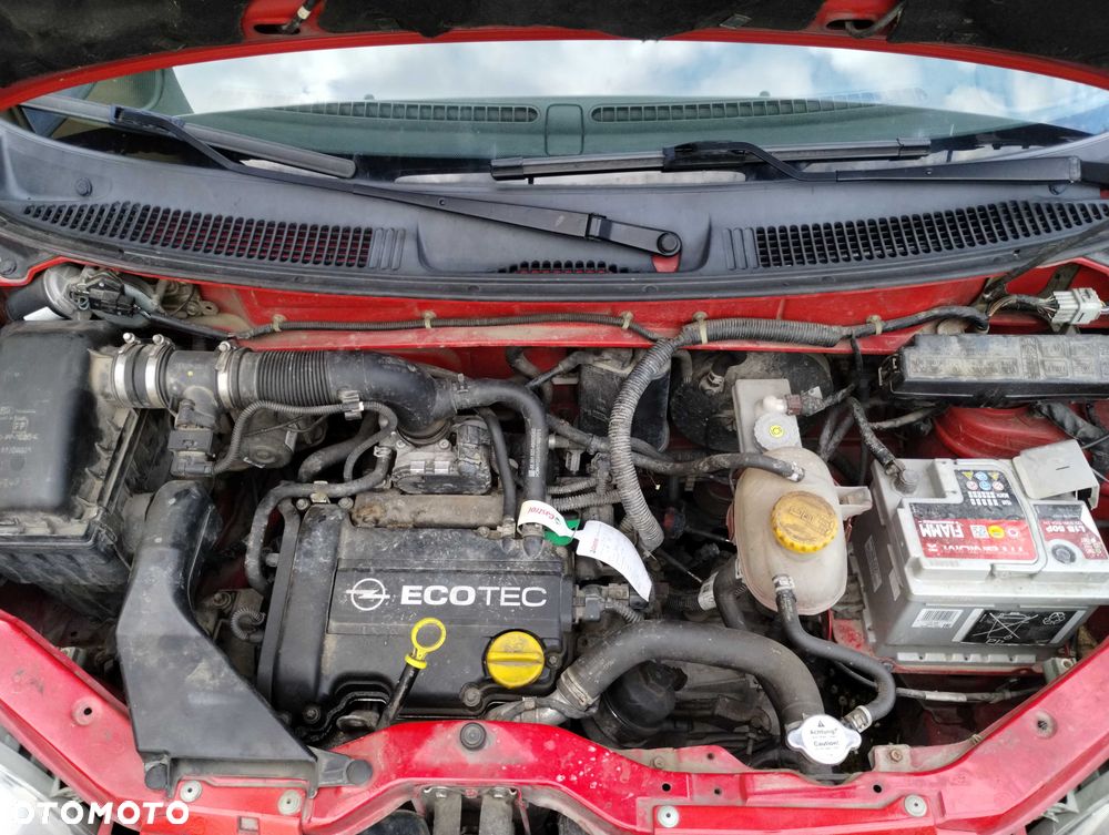 Opel Agila - 8