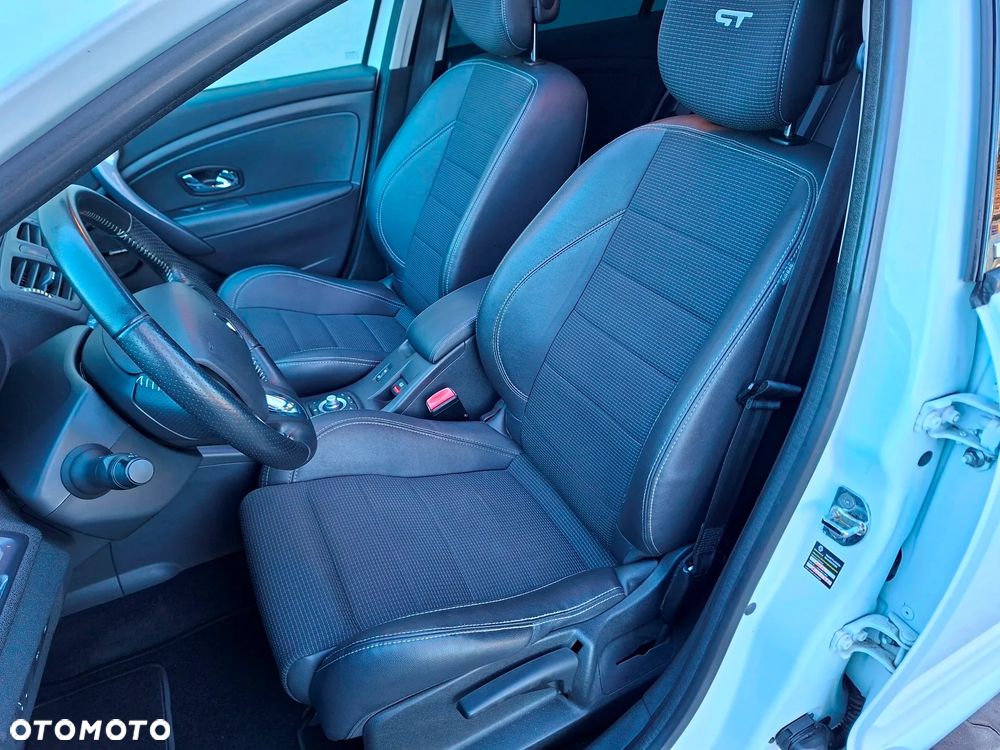 Renault Megane TCe 220 Start & Stop GT 220 - 22