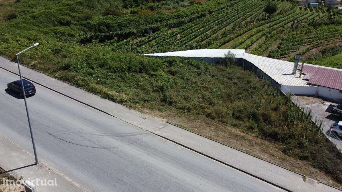 Terreno p/ construção em altura Centro Lixa - Grande imagem: 4/11
