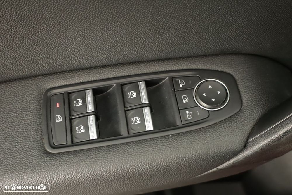 Renault Captur 1.0 TCe Techno Bi-Fuel - 22