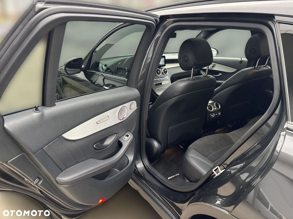 Mercedes-Benz GLC - 16