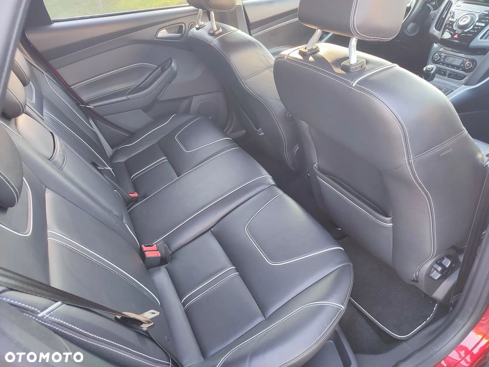 Ford Focus 1.6 EcoBoost Start-Stopp-System Titanium - 19