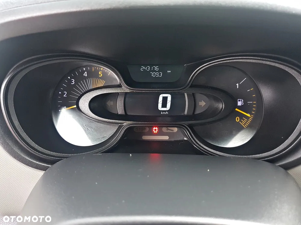 Renault TRAFIC - 17