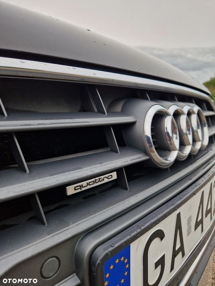 Audi A4 Avant 2.0 TDI Quattro S tronic - 29