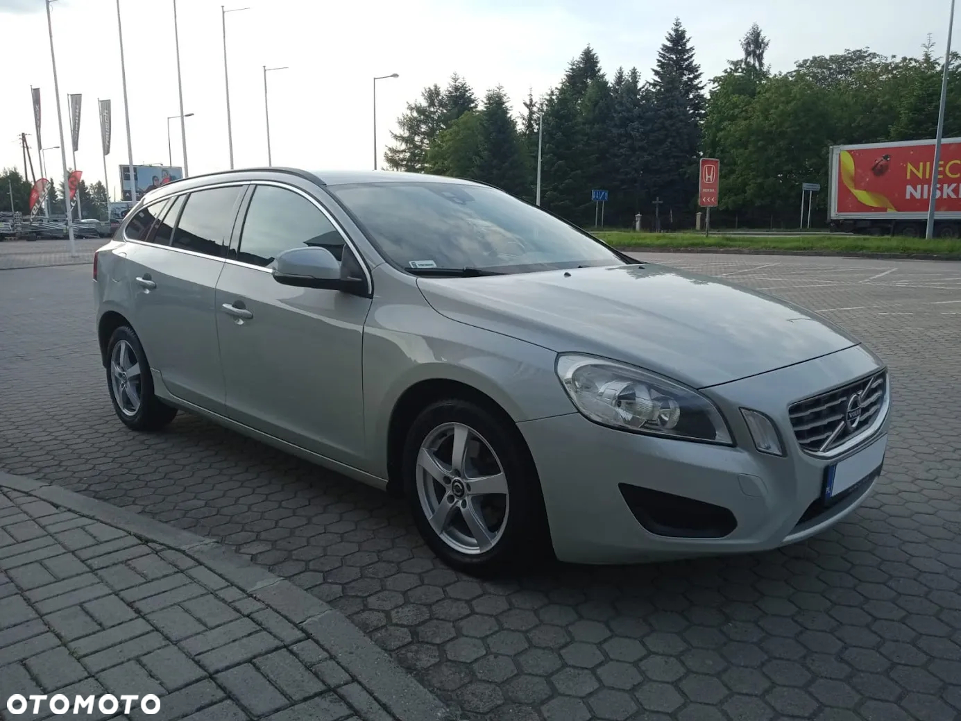 Volvo V60 D2 Kinetic - 4