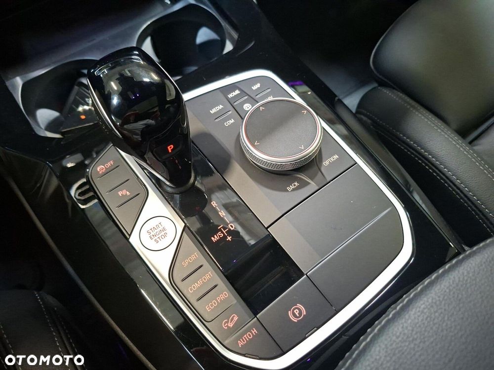 BMW X4 - 16
