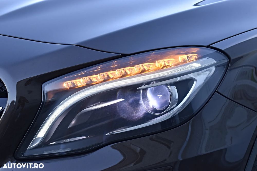 Mercedes-Benz GLA 200 (CDI) d 4Matic 7G-DCT - 32