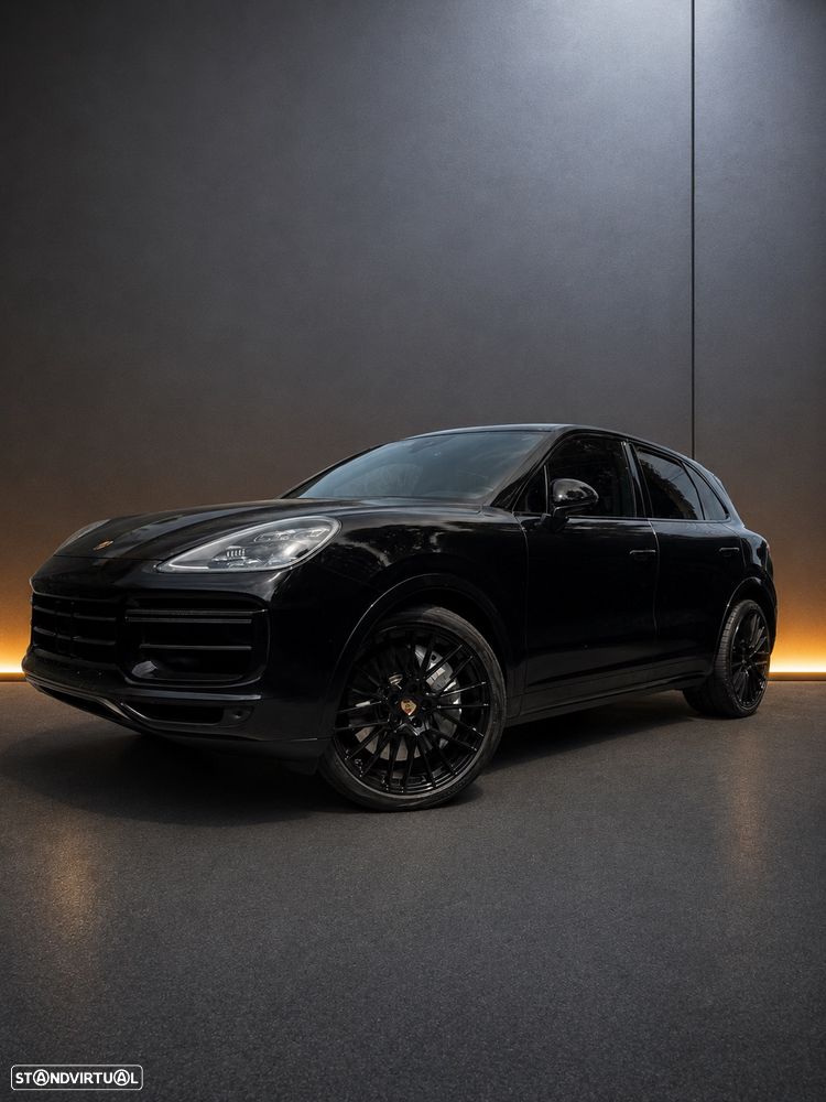 Porsche Cayenne Turbo - 2