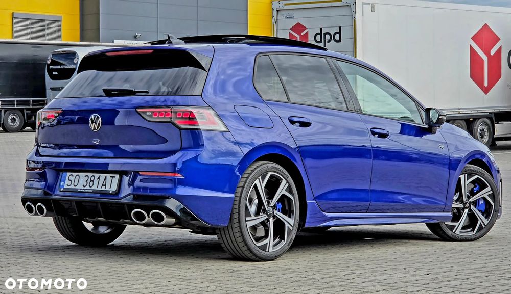 Volkswagen Golf - 2