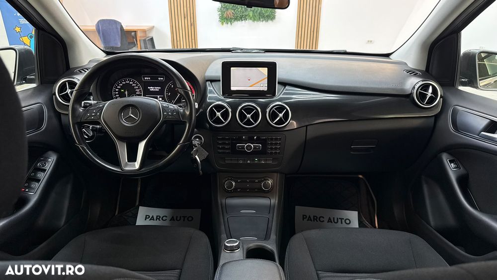 Mercedes-Benz B 180 - 7