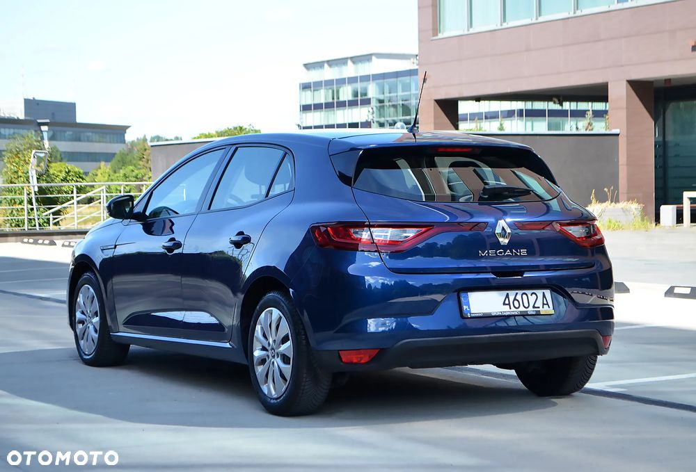 Renault Megane 1.6 SCe Business - 6