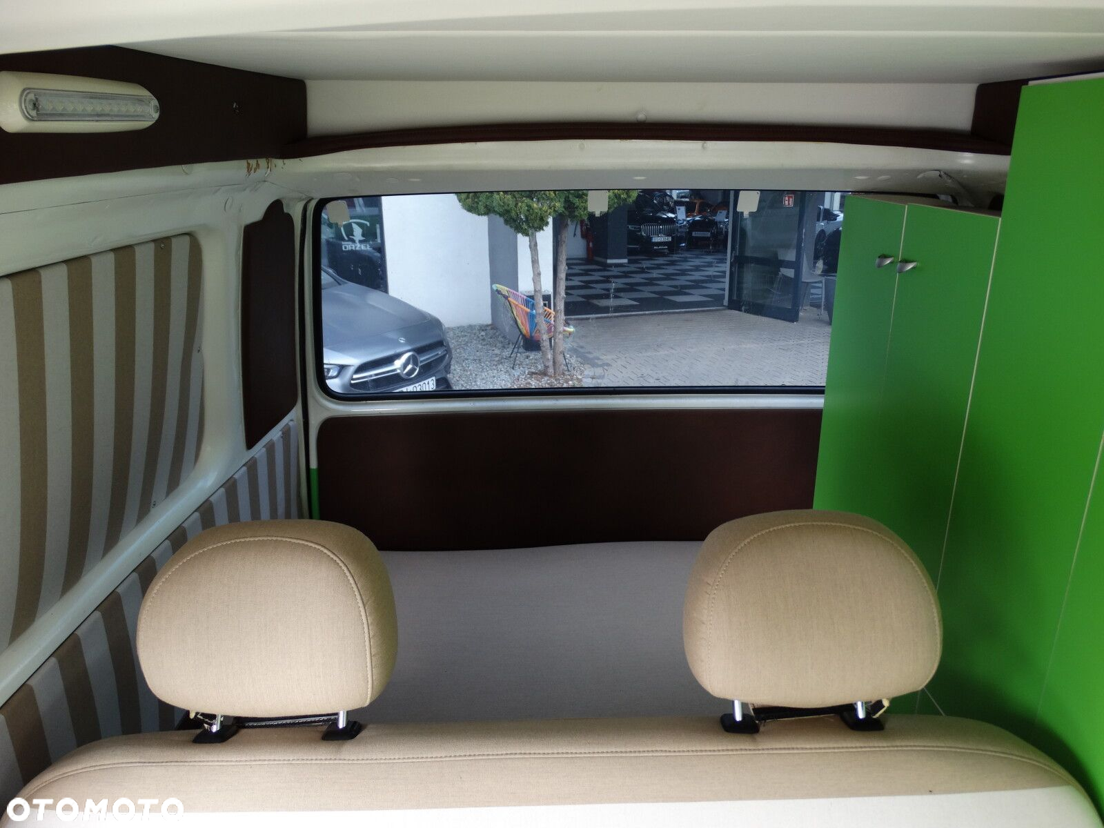 Volkswagen Transporter - 30