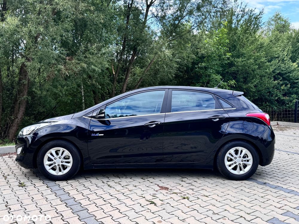 Hyundai i30 blue 1.6 GDI Passion - 9