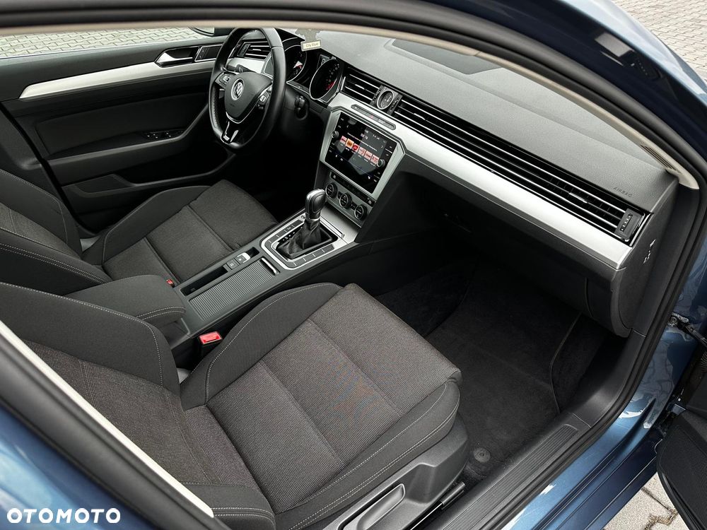 Volkswagen Passat ver-2-0-tdi-scr-dsg-comfortline - 7
