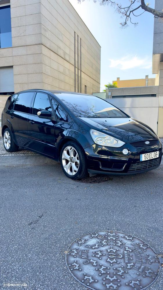 Ford S-Max 2.0 TDCi Titanium 7L - 2