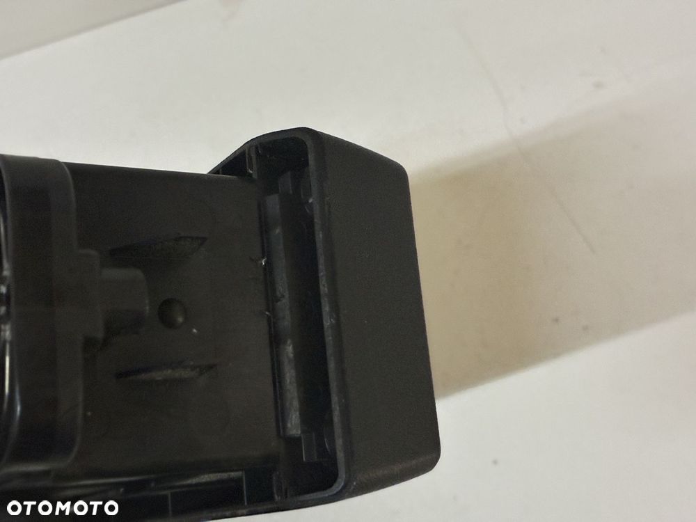 BMW 5 E34 1390366.9 KASETON Fischer-Box  POJEMNIK NA KASETY - 6
