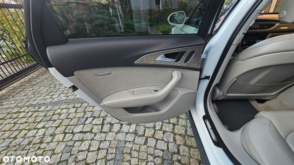 Audi A6 Allroad 3.0 TDI Quattro S tronic - 12
