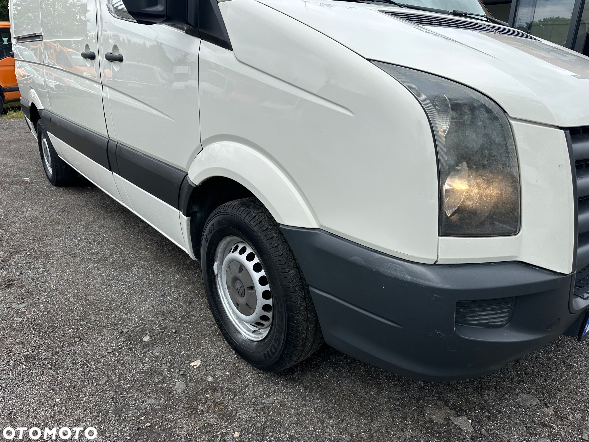 Volkswagen Crafter 2.5tdi 136ps 2010r L2H2 klima - 9