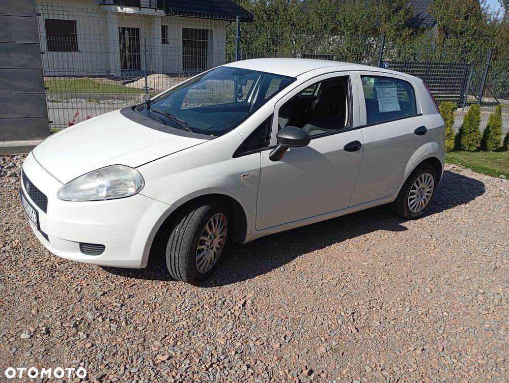 Fiat Grande Punto - 4
