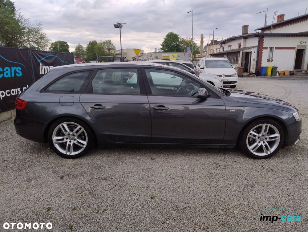 Audi A4 Avant 2.0 TDI DPF quattro S tronic S line Sportpaket - 2