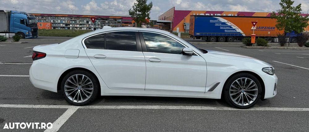BMW Seria 5 530i Aut. Sport Line - 10