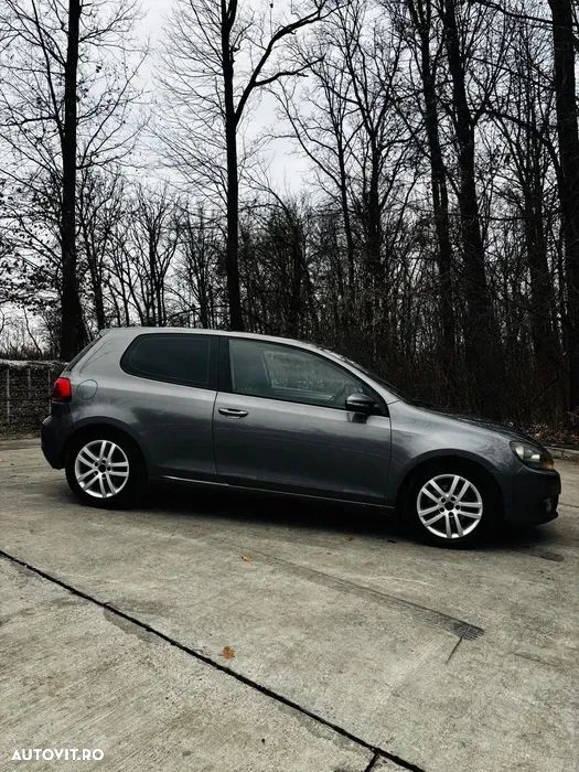 Volkswagen Golf 1.6 TDI BlueMotion Technology DPF Comfortline - 1
