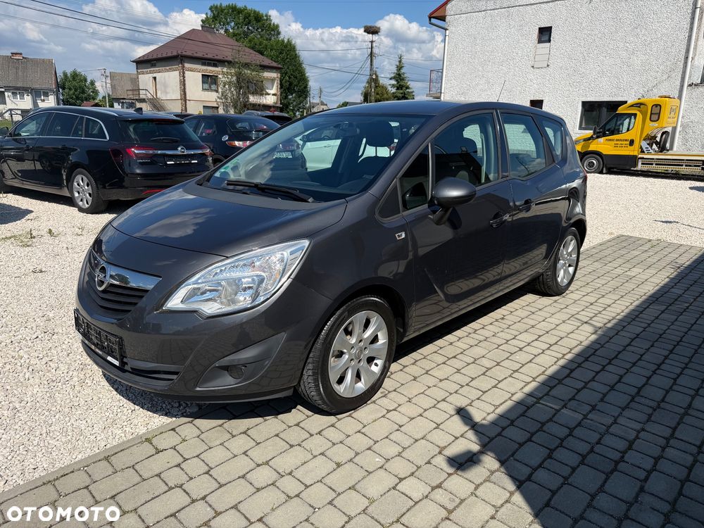 Opel Meriva 1.4 T Essentia S&S - 1