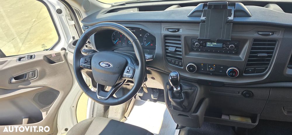 Ford Tranzit - 8