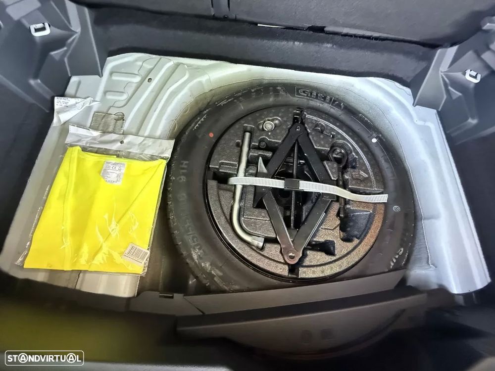 VW T-Cross 1.0 TSI Life - 21