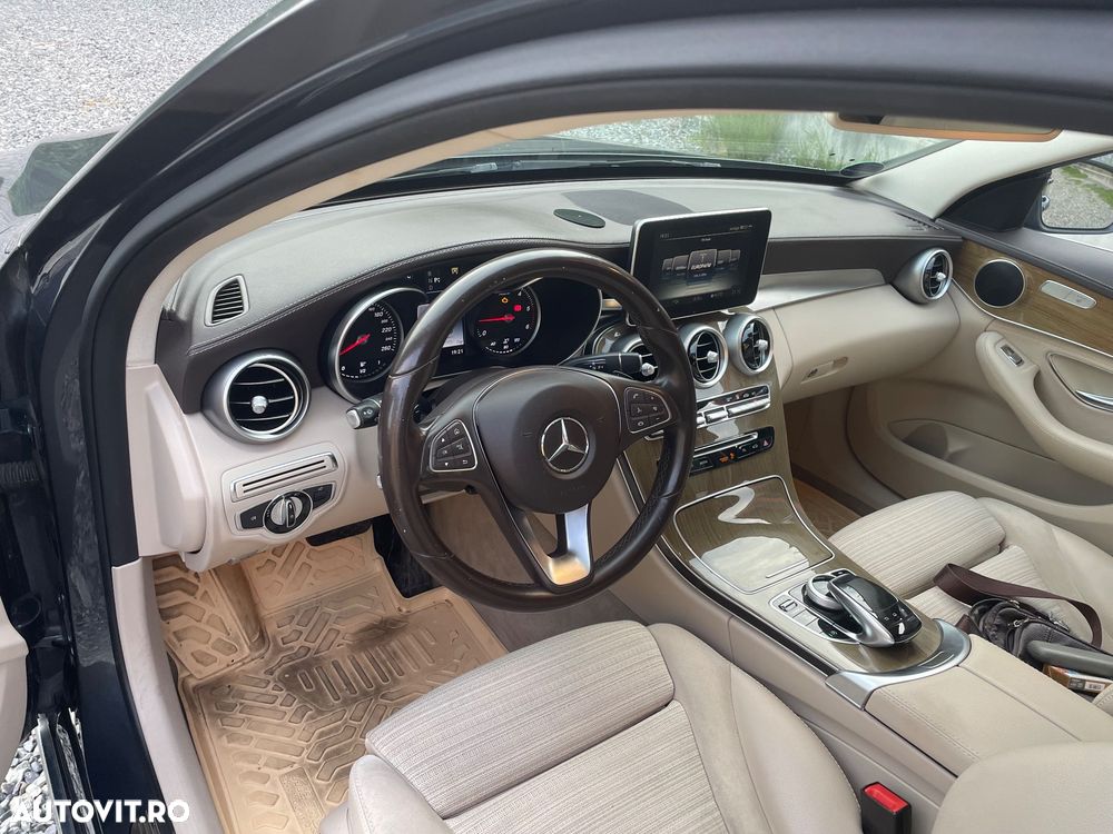 Mercedes-Benz C - 3