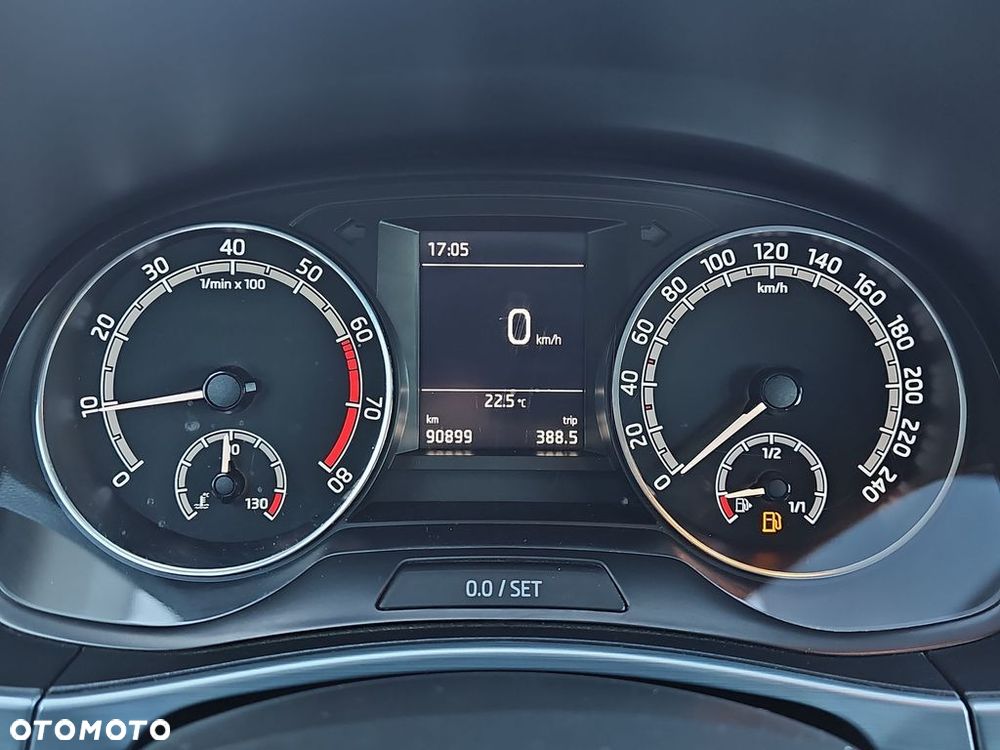 Skoda Fabia 1.0 TSI Ambition - 16