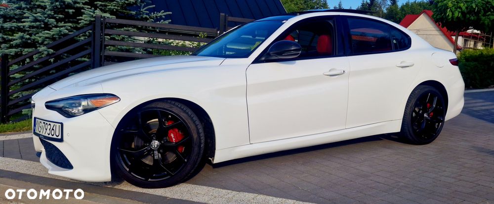 Alfa Romeo Giulia - 2