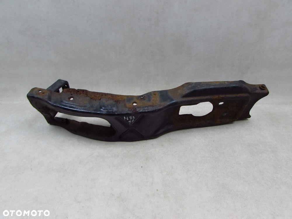 ISUZU N75 NPR NQR 5.2 07-18 BELKA WSPORNIK ZDERZAKA PRAWA - 2