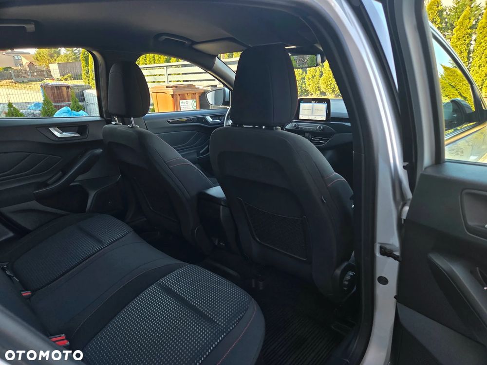 Ford Focus 1.0 EcoBoost ST-Line ASS - 25