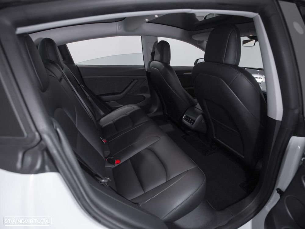 Tesla Model 3 RWD - 14