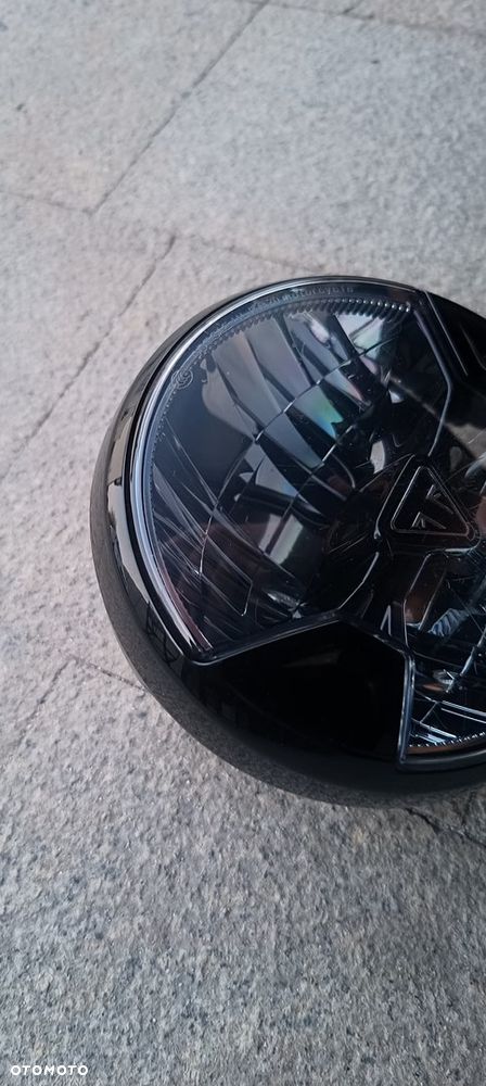 TRIUMPH TRIDENT 660 LAMPA PRZÓD REFLEKTOR - 2