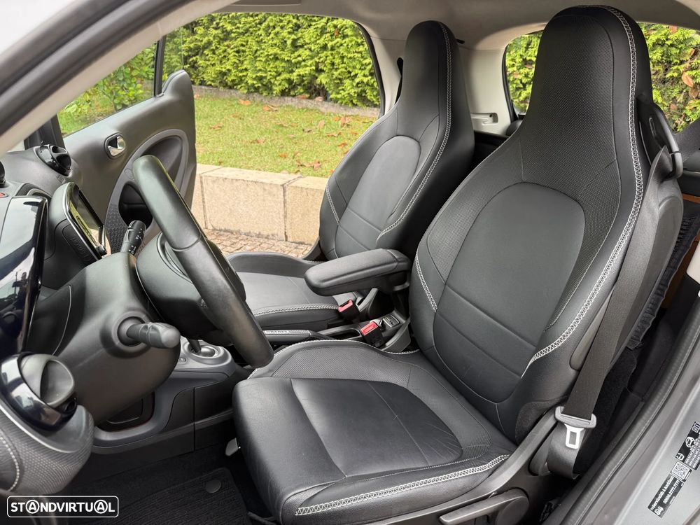Smart ForTwo Coupé EQ Brabus Style - 12