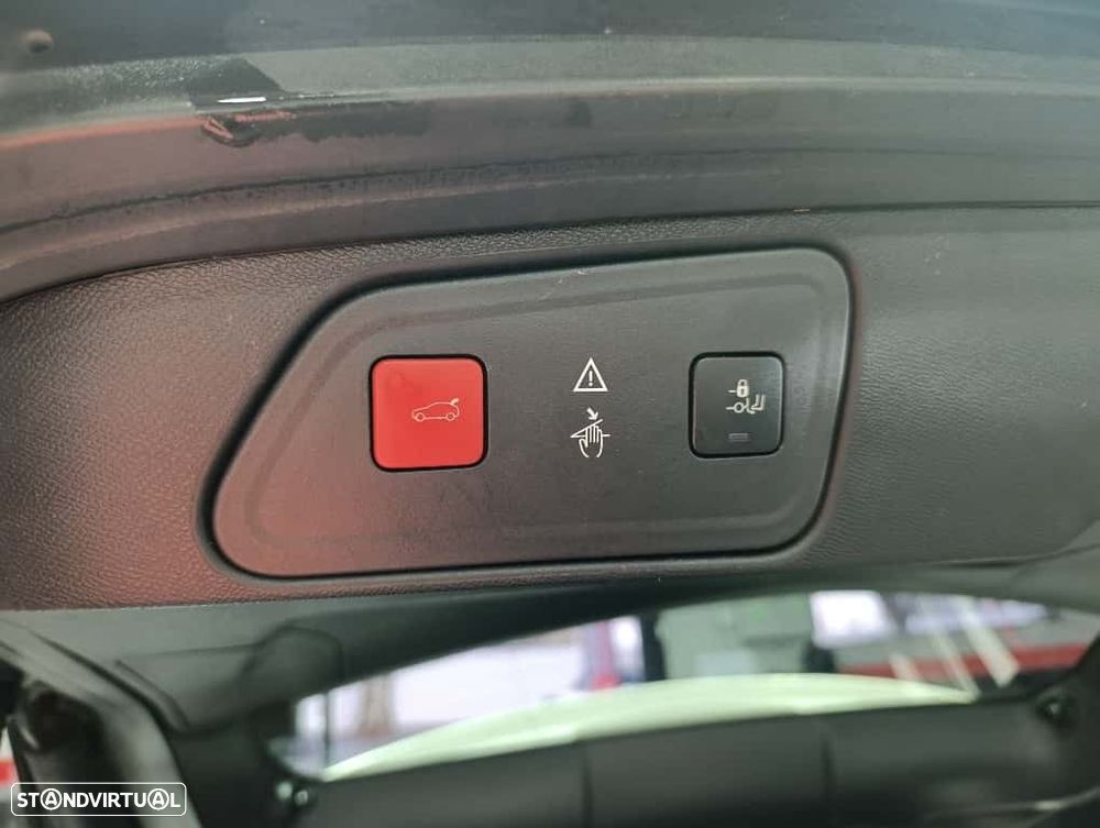 Peugeot 3008 1.2 PureTech Allure EAT8 - 23