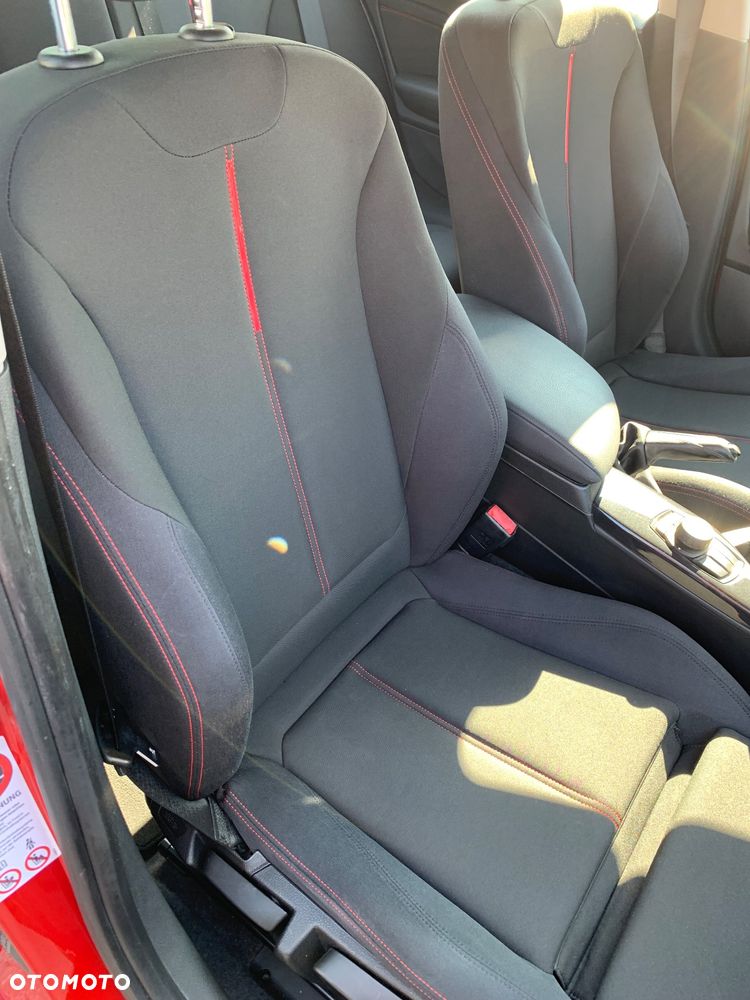 BMW Seria 1 116i Sport Line - 38