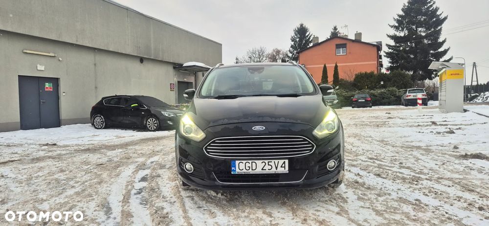Ford S-Max 2.0 EcoBlue Titanium - 1