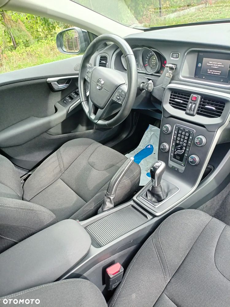 Volvo V40 - 15