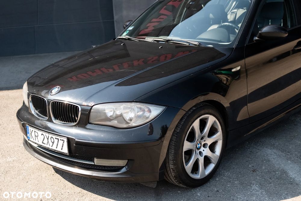 BMW Seria 1 120d DPF - 17
