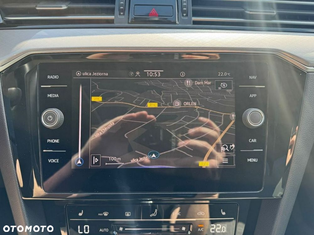 Volkswagen Passat - 26
