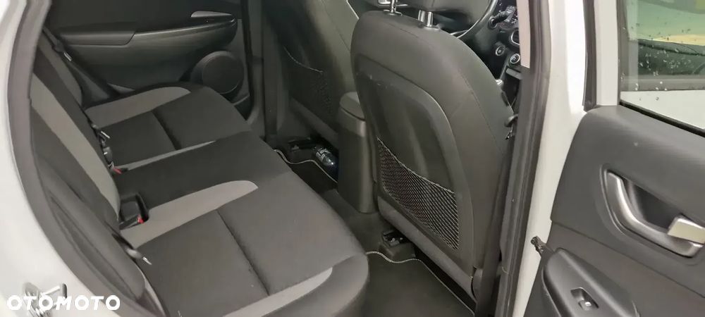 Hyundai Kona 1.6 CRDi Comfort - 13