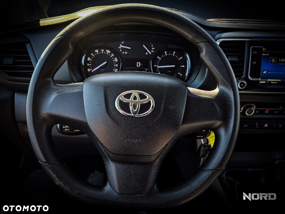 Toyota Proace Compact Active - 10